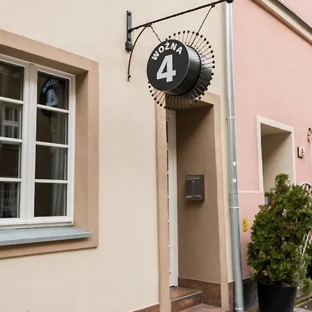 Lägenhetshotell Tcz Wozna *