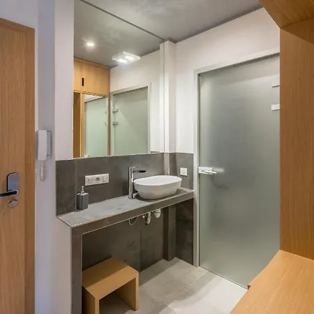 Aparthotel Tcz Wozna *